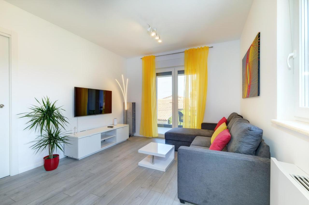 Apartments Hemetek Veli Losinj Luaran gambar