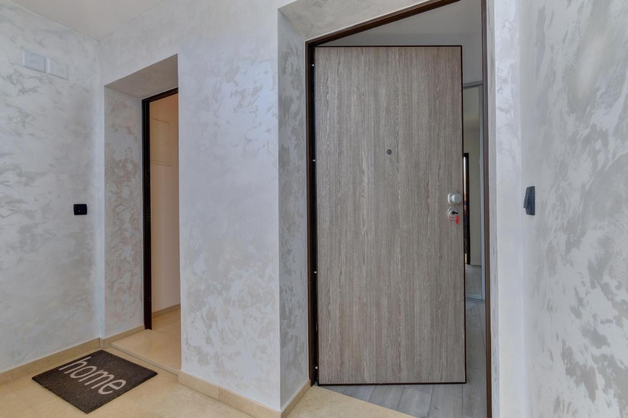 Apartments Hemetek Veli Losinj Luaran gambar