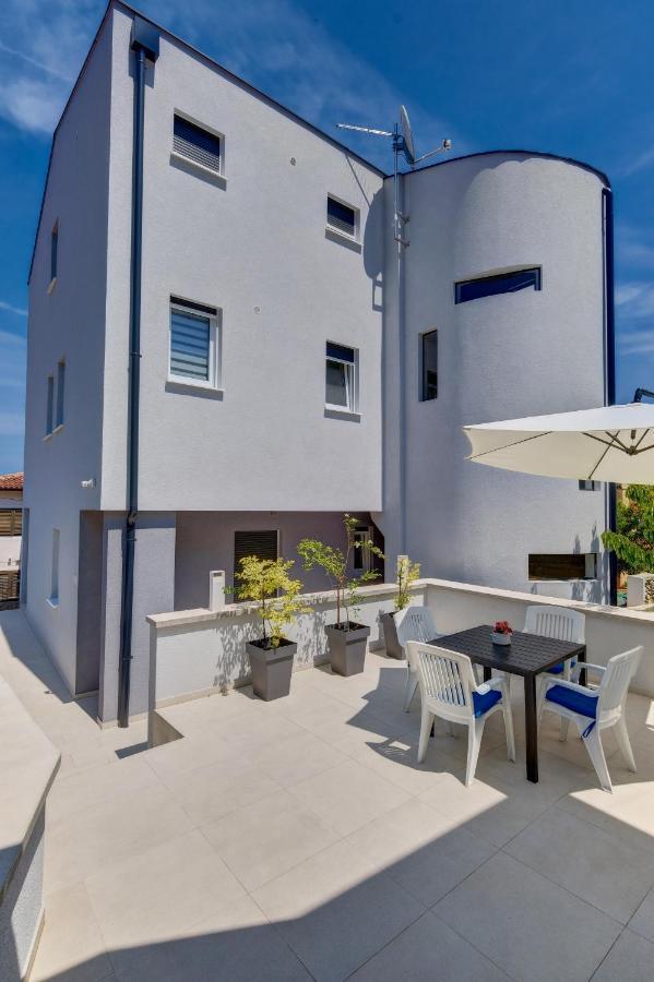 Apartments Hemetek Veli Losinj Luaran gambar